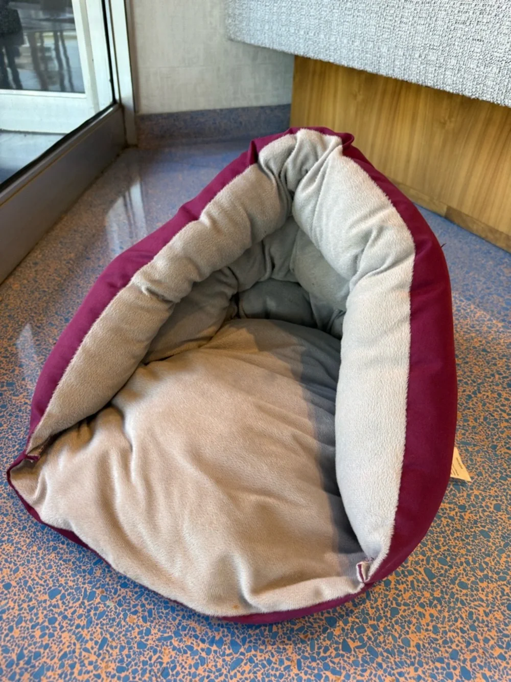 Cozy Reversible Pet Bed - Gray & Burgundy for small dog or cat . Great for car